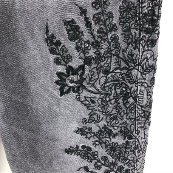 Free People Embroidered Jeans - Picture 8 of 10